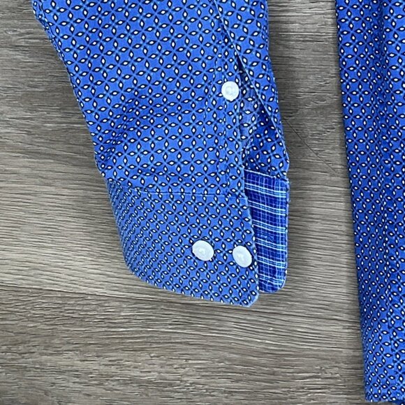 Ariat Button Down Blue Shirt Men's Medium Box Rose Pattern Long Sleeve Button Up - Picture 4 of 8